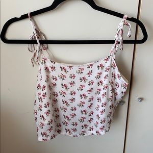 American Eagle crop top